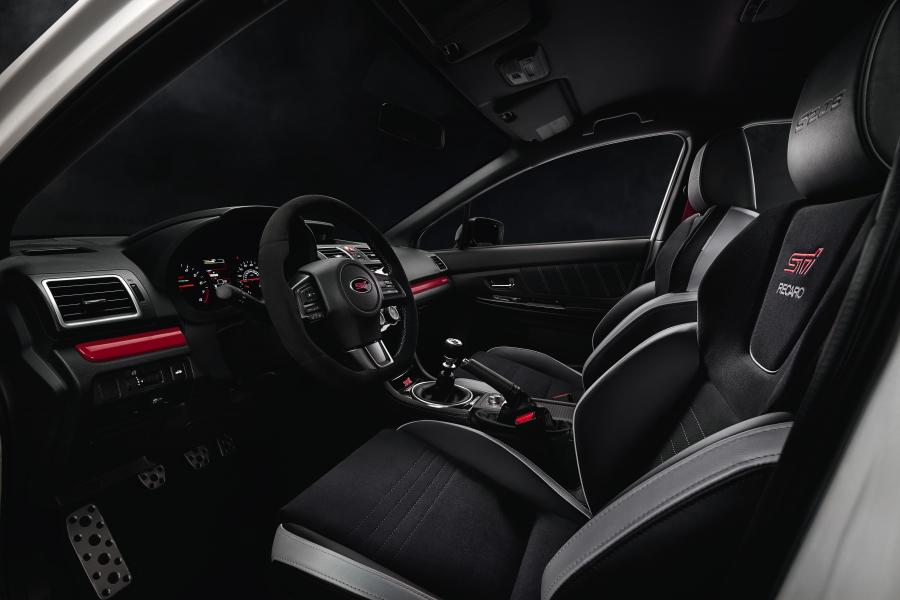 Интерьер Subaru WRX STI S209 2019 года  (NA) (фото 44 из 44)